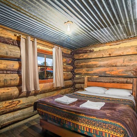 Dargo Hotel Exterior photo