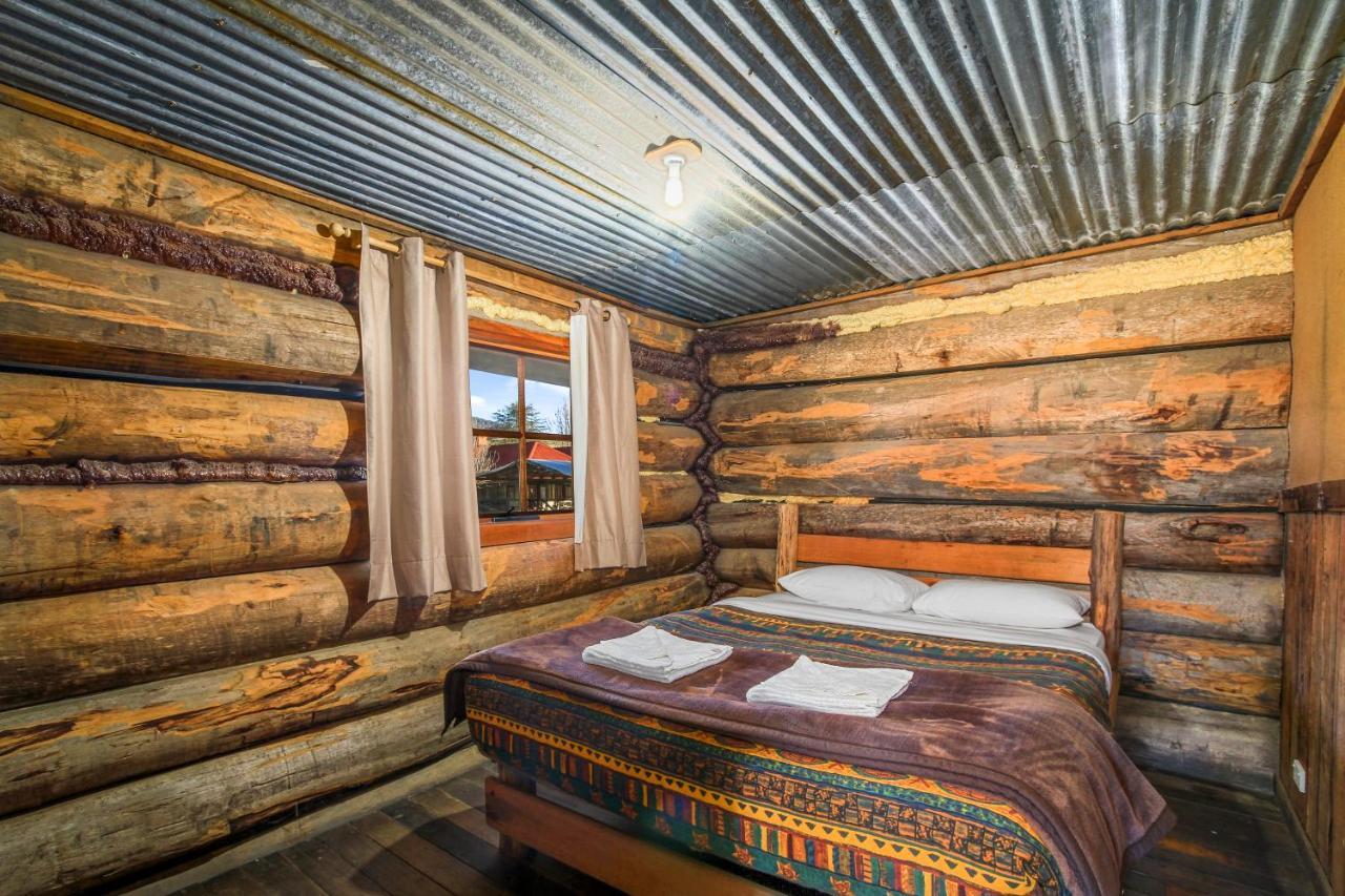 Dargo Hotel Exterior photo